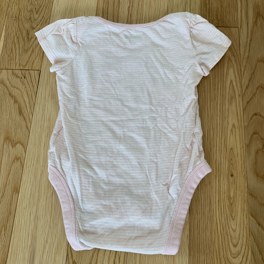 Kids Bundle Of 3 Gap Items(romper, short, onesies) - Picture 11 of 12